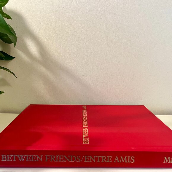 1976 Between Friends / Entre Amis Hardcover Book - National Film Board of Canada - Picture 7 of 10